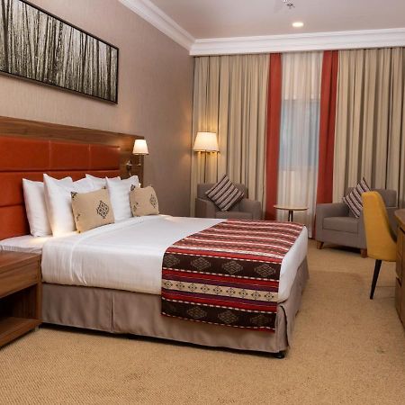 Jacob's Garden Hotel Dubai Buitenkant foto